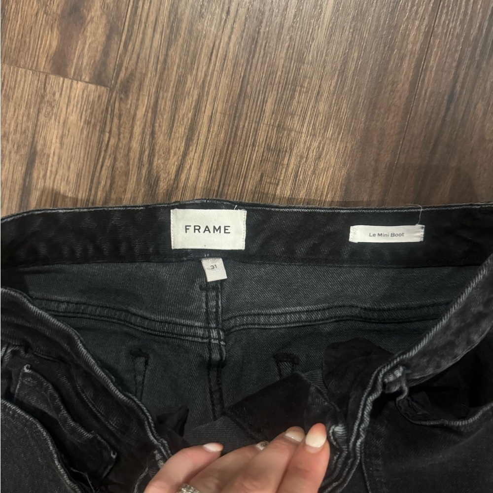 Like New Frame Le Mini Boot Split Bottom Jeans Sz… - image 3
